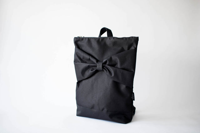 Black "Bow" L - MUNI